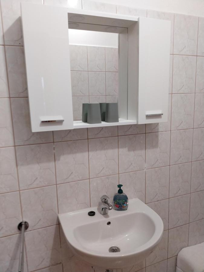 Sobe Kraft 2 Daire Živogošće Dış mekan fotoğraf